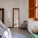 Casa Eugenia Апартаменты *
